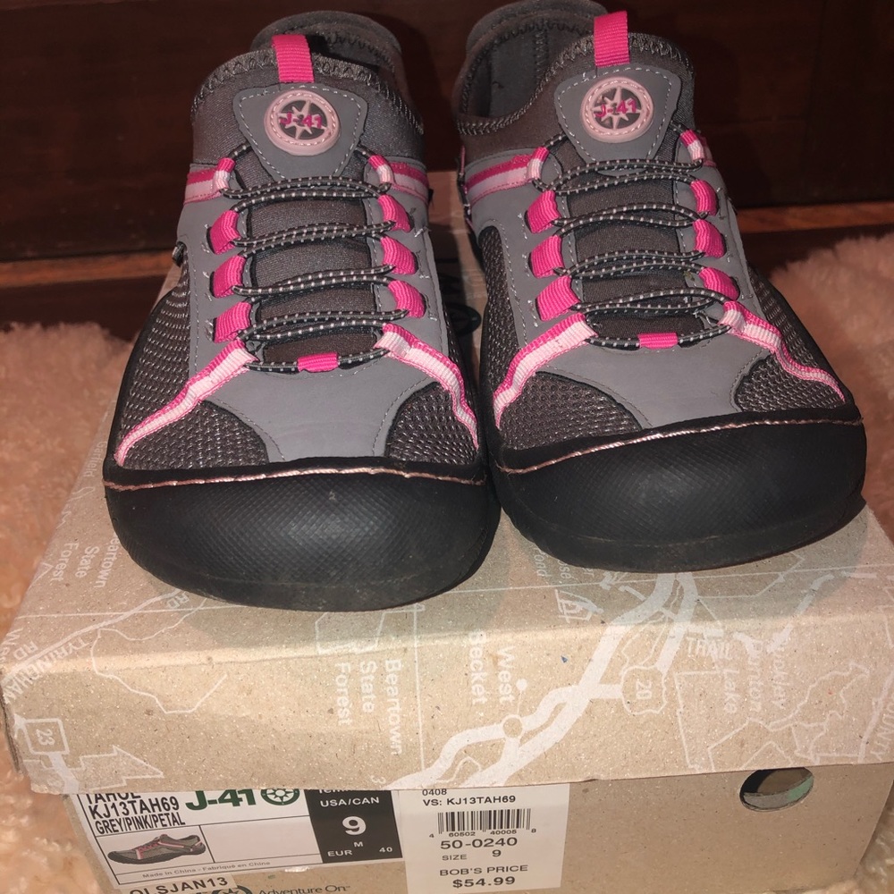 Hiking shoes